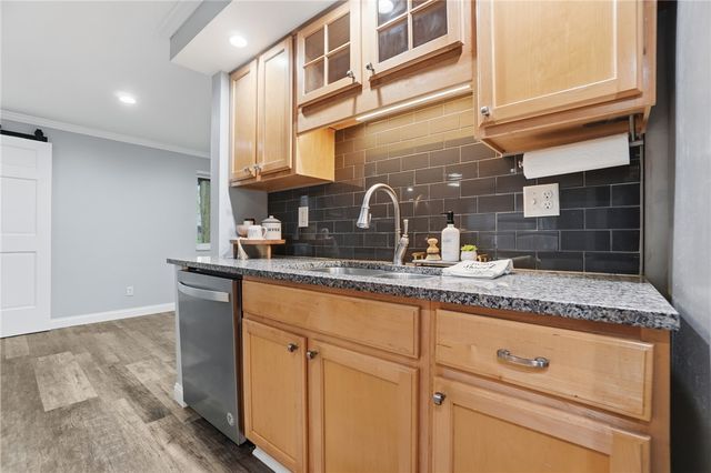 7715 Park Creek Drive, Centerville, OH 45459