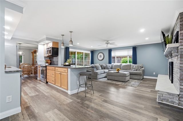 7715 Park Creek Drive, Centerville, OH 45459