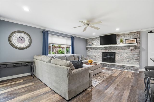 7715 Park Creek Drive, Centerville, OH 45459