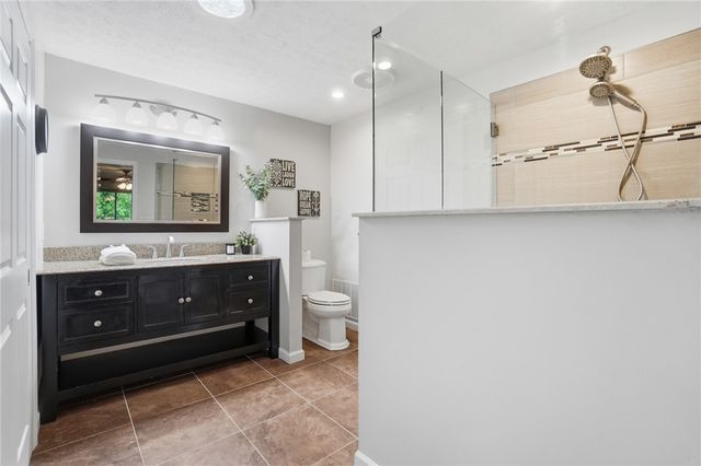 7715 Park Creek Drive, Centerville, OH 45459