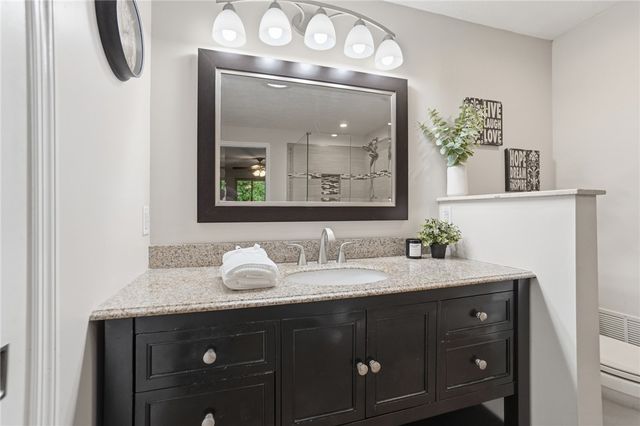7715 Park Creek Drive, Centerville, OH 45459