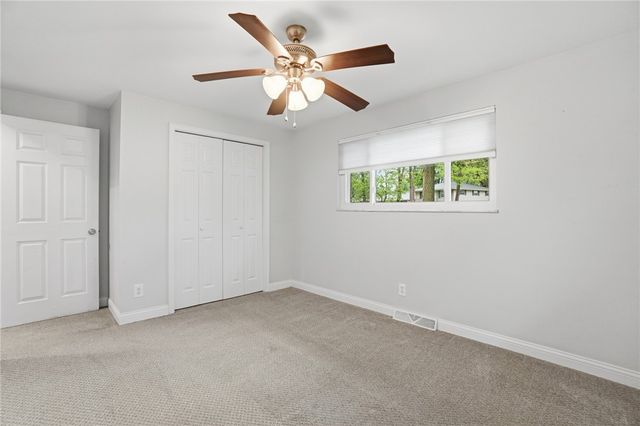 7715 Park Creek Drive, Centerville, OH 45459