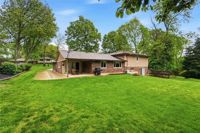 7715 Park Creek Drive, Centerville, OH 45459