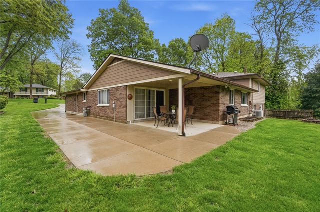 7715 Park Creek Drive, Centerville, OH 45459