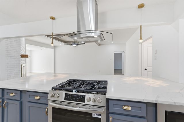 1022 Mayapple Drive, Garland, TX 75043