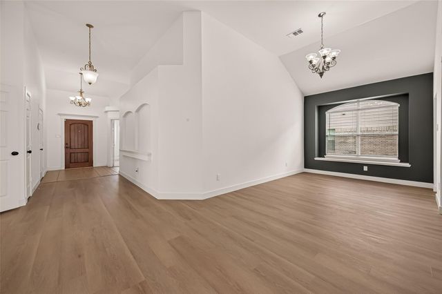 2119 Laurel Arbor Drive, Houston, TX 77014