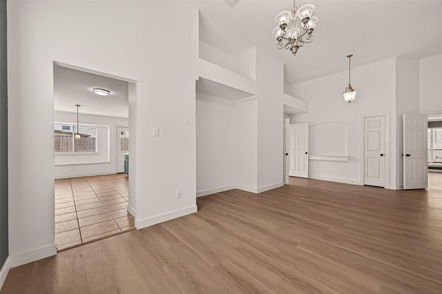 2119 Laurel Arbor Drive, Houston, TX 77014