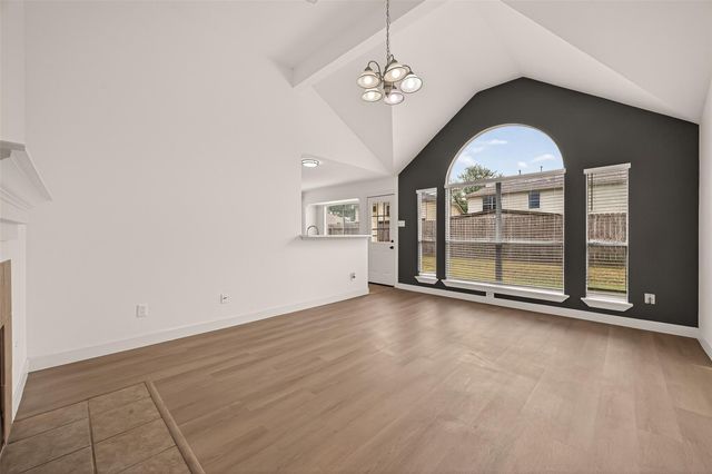 2119 Laurel Arbor Drive, Houston, TX 77014