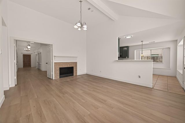 2119 Laurel Arbor Drive, Houston, TX 77014