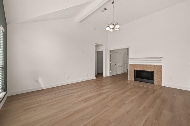 2119 Laurel Arbor Drive, Houston, TX 77014