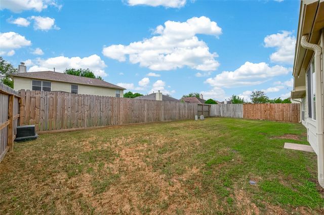 2119 Laurel Arbor Drive, Houston, TX 77014