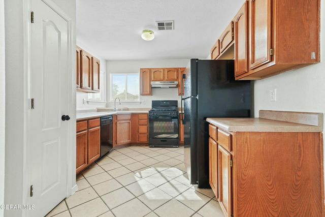 11696 PATRICK JAMES Court, El Paso, TX 79936