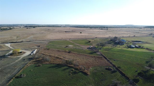 1360 County Road 217, Florence, TX 76527