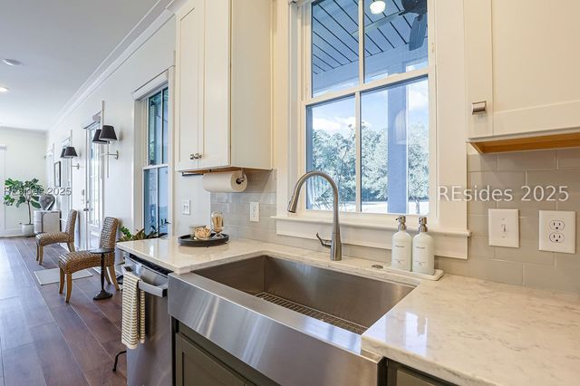 35 Blue Dasher Ln, Bluffton, SC 29909