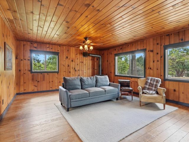 60036 Cascadel Drive S, North Fork, CA 93643