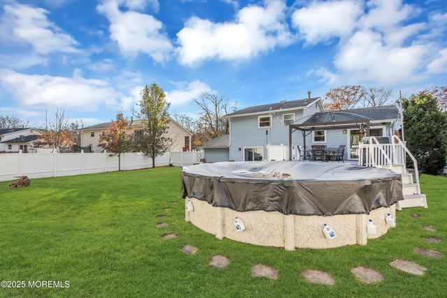 35 Villanova Drive, Jackson, NJ 08527