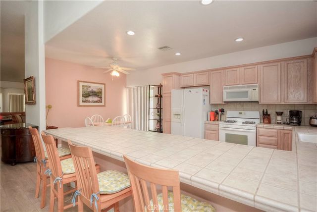 12840 Hidalgo, Desert Hot Springs, CA 92240