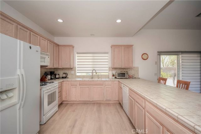 12840 Hidalgo, Desert Hot Springs, CA 92240