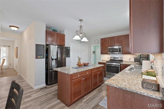 7357 Macleod Lane, O'fallon, MO 63368