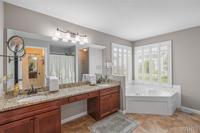 7357 Macleod Lane, O'fallon, MO 63368