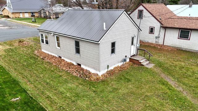 515 S 5th Street, Luck, WI 54853