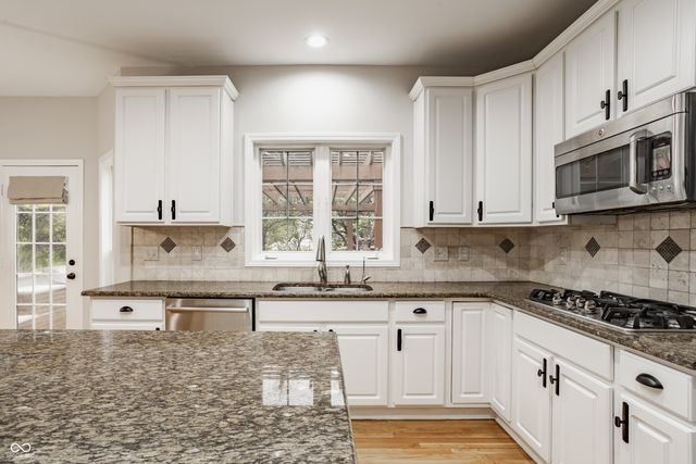 14154 Wicksworth Way, Carmel, IN 46032