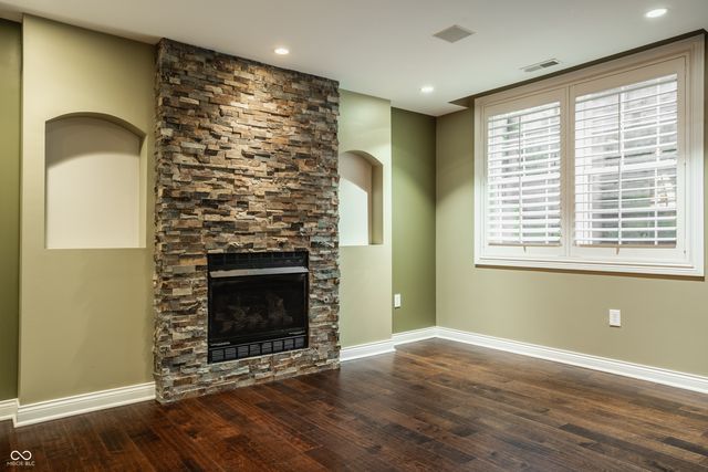 14154 Wicksworth Way, Carmel, IN 46032