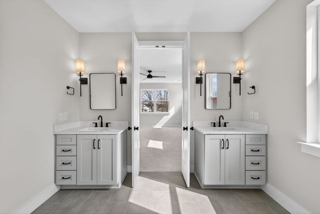 1109 Parker St, Columbia, TN 38401