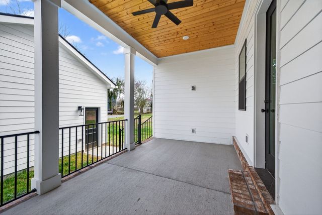 1109 Parker St, Columbia, TN 38401