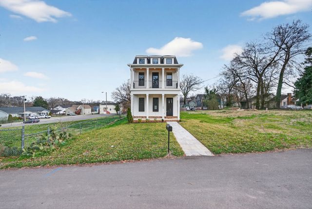 1109 Parker St, Columbia, TN 38401