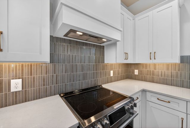 1109 Parker St, Columbia, TN 38401