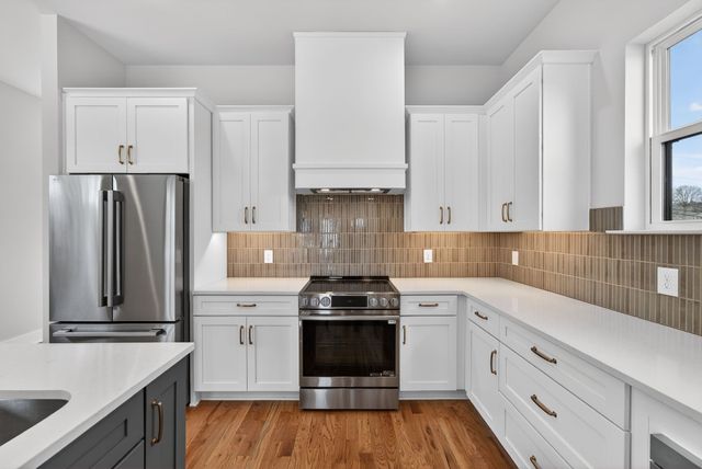 1109 Parker St, Columbia, TN 38401