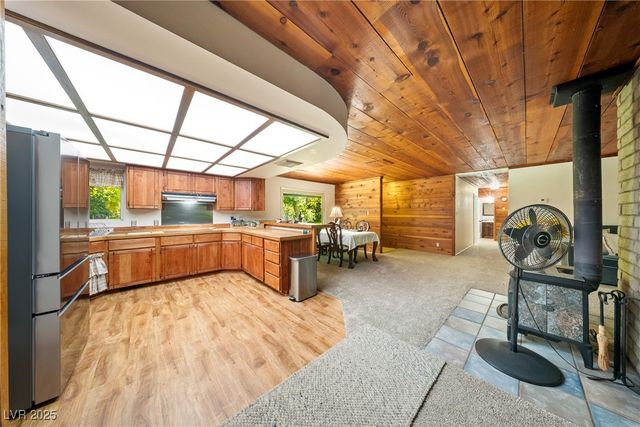 2221 West Windsong Lane, Pahrump, NV 89048