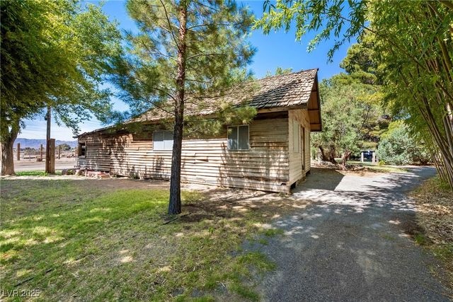 2221 West Windsong Lane, Pahrump, NV 89048