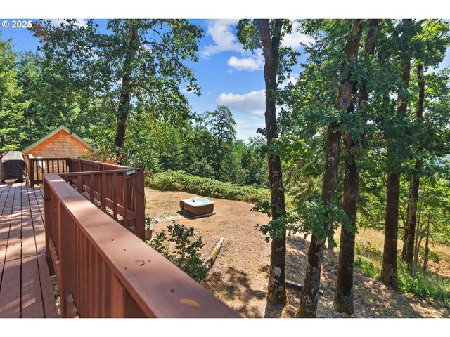 5655 VIOLET Dr, Sheridan, OR 97378