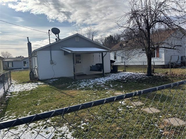 2223 Norwood Boulevard, Zanesville, OH 43701