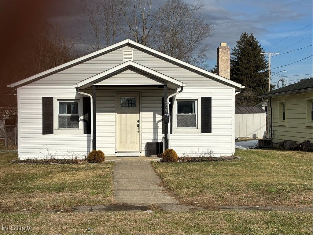 2223 Norwood Boulevard, Zanesville, OH 43701