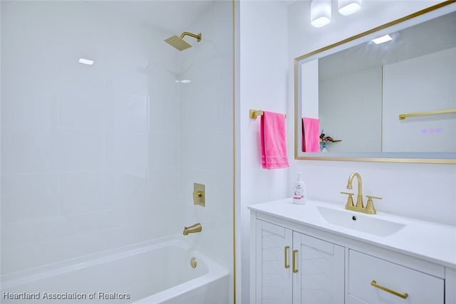 111 Logan Street, Sebring, FL 33876