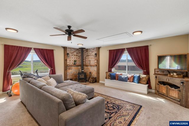 17795 NE Laughlin Rd, Yamhill, OR 97148