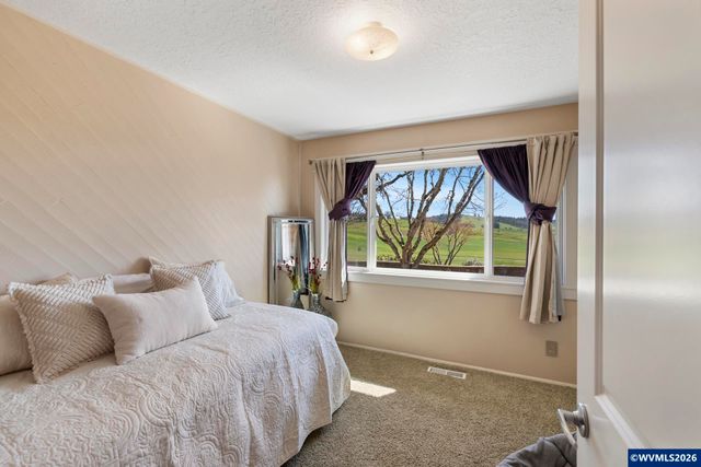 17795 NE Laughlin Rd, Yamhill, OR 97148