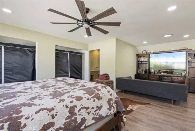 28975 Lotusgarden Dr, Canyon Country, CA 91387