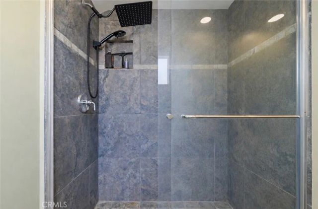 28975 Lotusgarden Dr, Canyon Country, CA 91387