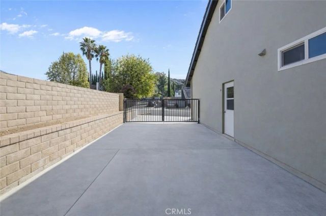 28975 Lotusgarden Dr, Canyon Country, CA 91387