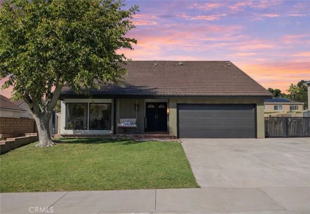 28975 Lotusgarden Dr, Canyon Country, CA 91387
