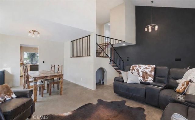 28975 Lotusgarden Dr, Canyon Country, CA 91387