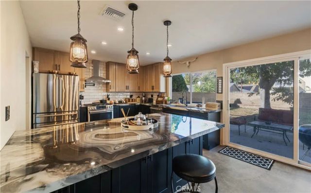 28975 Lotusgarden Dr, Canyon Country, CA 91387