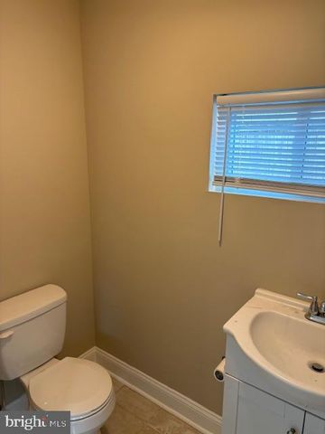 377 DELMAR ST, Philadelphia, PA 19128