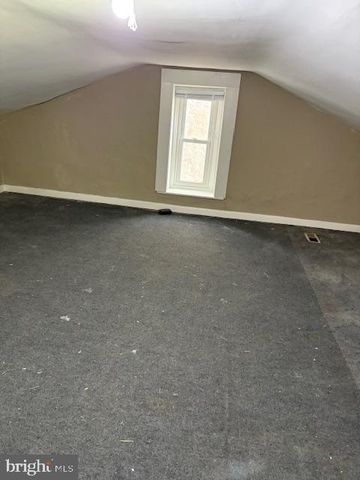 377 DELMAR ST, Philadelphia, PA 19128