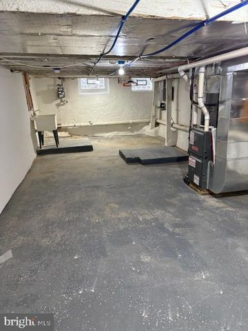 377 DELMAR ST, Philadelphia, PA 19128