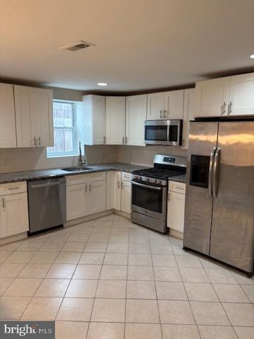 377 DELMAR ST, Philadelphia, PA 19128